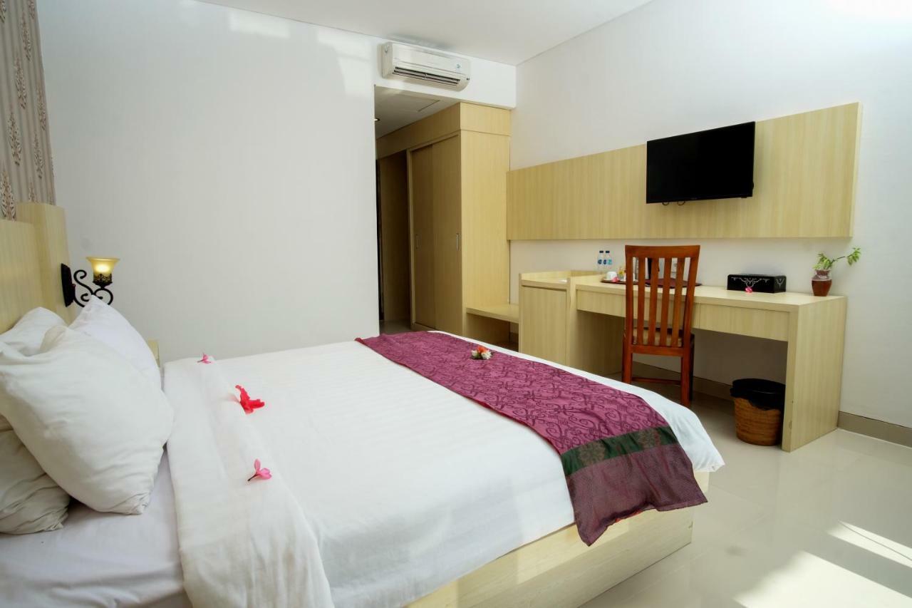 Puri Saron Senggigi Hotel מראה חיצוני תמונה