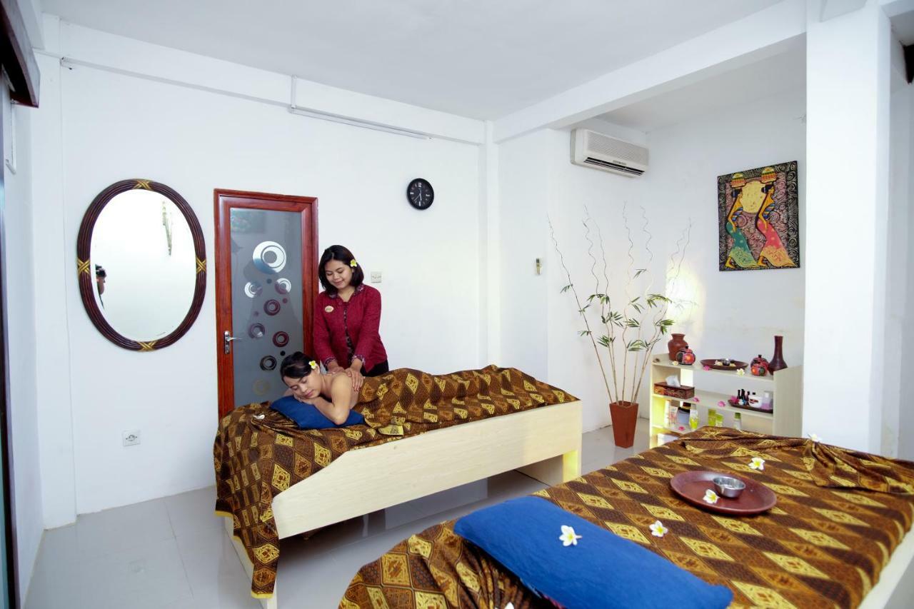 Puri Saron Senggigi Hotel מראה חיצוני תמונה